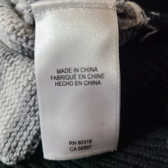 Lucky Brand Women’s gray black striped sweater - Picture 12 of 13